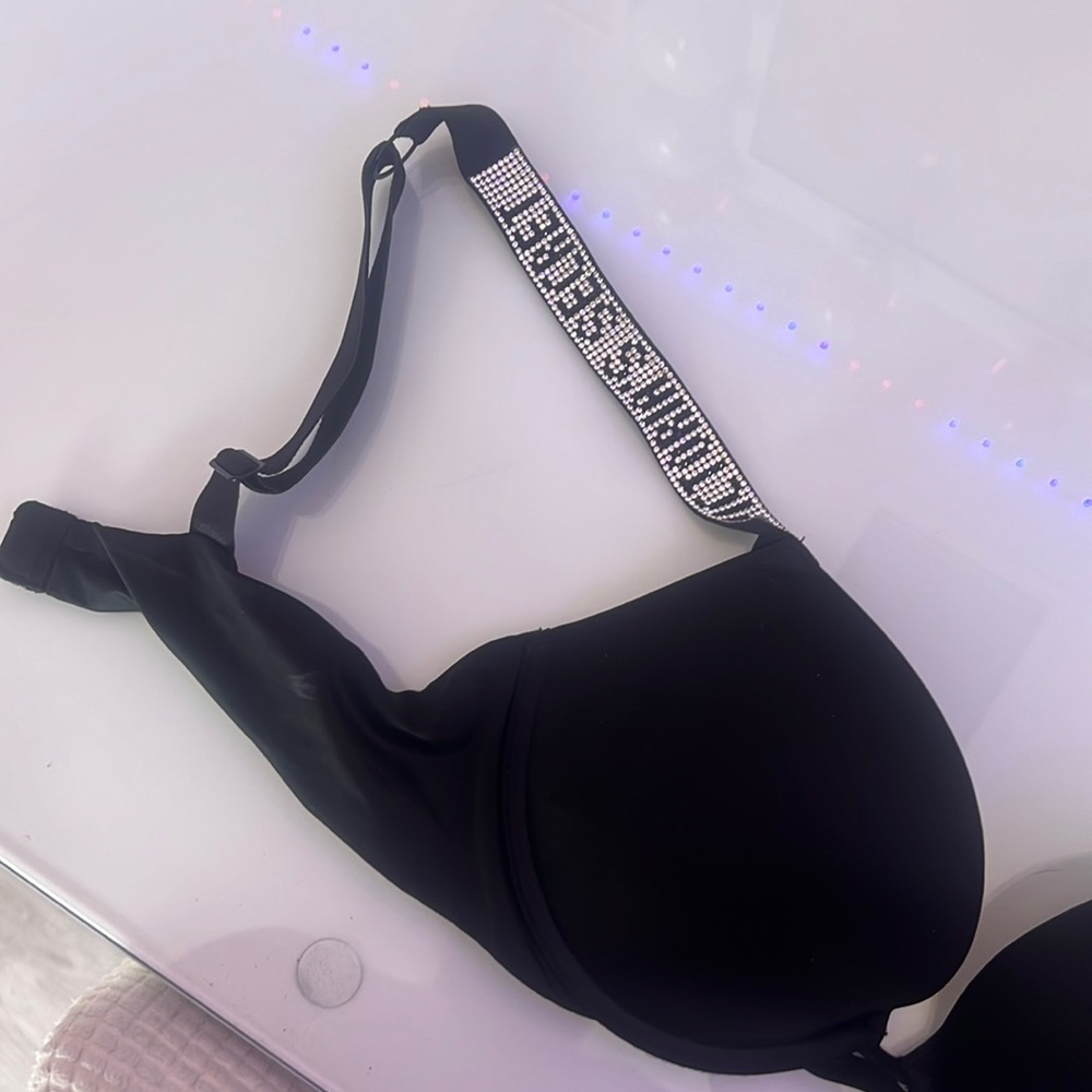 Victoria Secret Shine Strap Size B cup bra